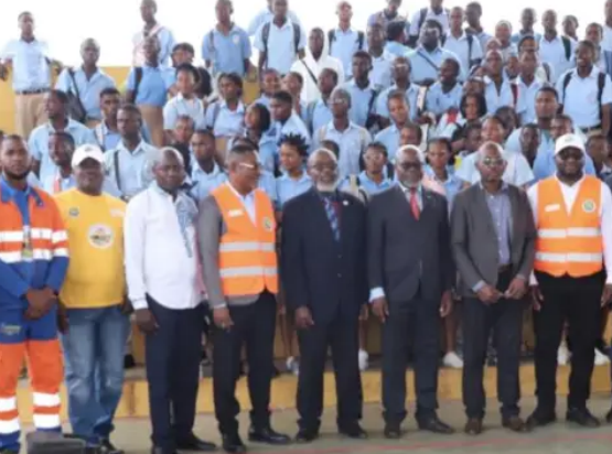 Gabon : la Setrag lance la campagne « Ne te mesure jamais au train »