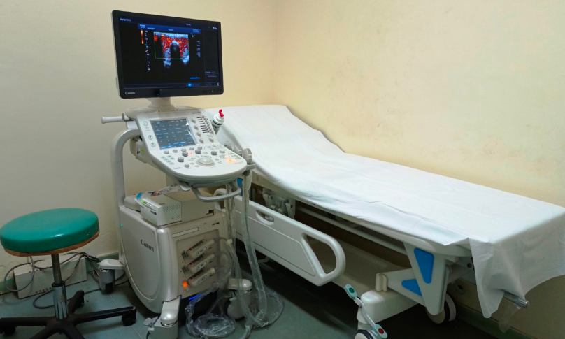 Gabon : le Japon remet un don de matériel à l’hôpital régional de N’tchengué