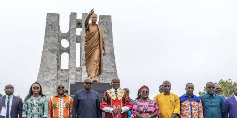 Au Ghana, Oligui Nguema honore la mémoire de Kwame Nkrumah