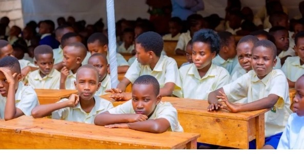 Gabon-Rentrée scolaire 2026-2027 : plus 46 000 élèves admis en 6e