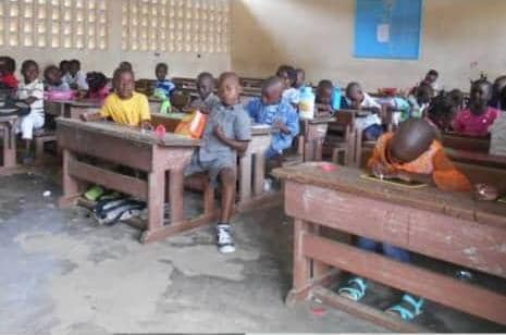 Gabon : À l’école primaire, le gouvernement veut concilier anglais et langues nationales