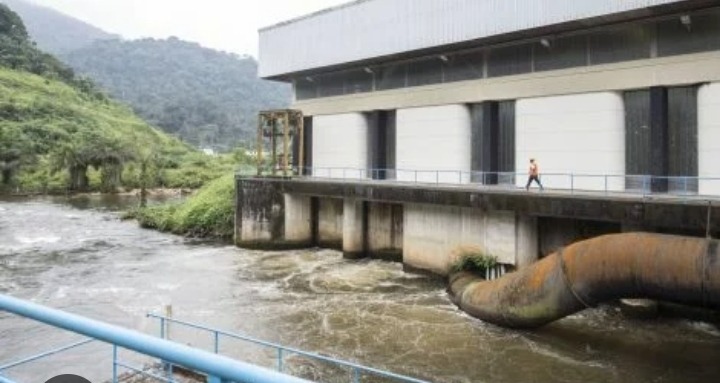 Gabon : la Société d’énergie et d’eau du Gabon coupe l’eau face à l’intrusion saline à Port-Gentil