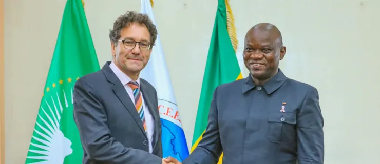 Coopération: la transformation locale du Manganèse au centre des discussions entre Oligui Nguema et Fabrice Mauriès