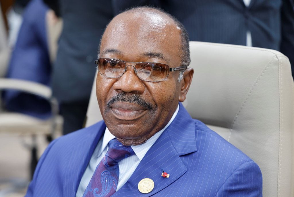 Gabon : Ali Bongo autorisé à sortir du pays